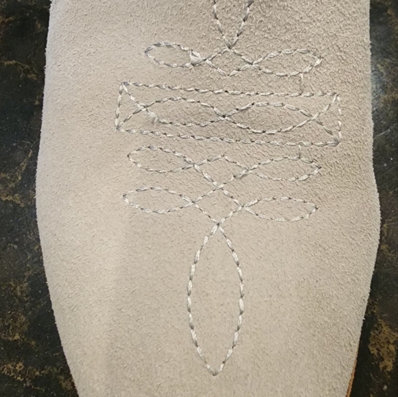 Vince Camuto Presita Booties - Picture 6 of 7